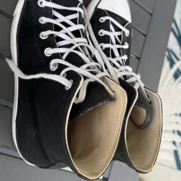 Women's Converse - Picture 7 of 8